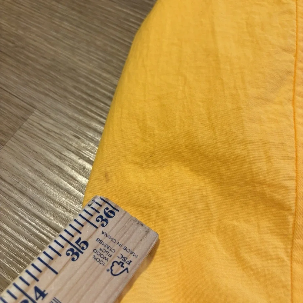 Levi's Hooded Rain Jacket Men's XL Yellow Windbreaker Jacket Full Zip Utility - Picture 6 of 15